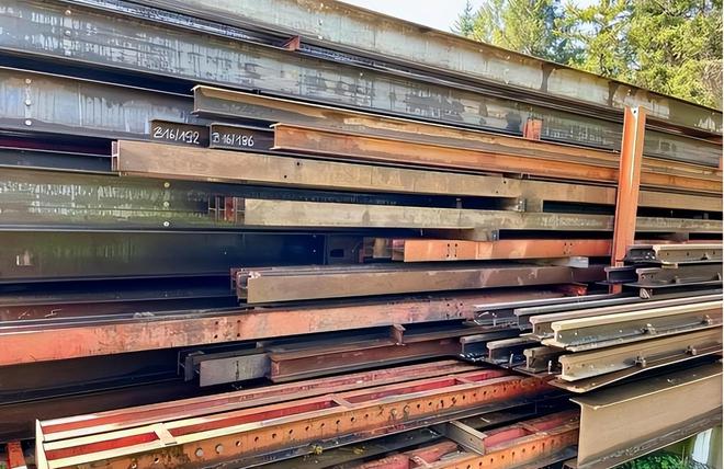 损失惨重！中国多家钢铁厂宣布破产钢铁变白菜价释放重要信号(图2)