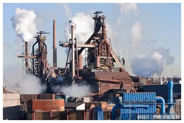 暴跌！中国钢铁价格骤降多家钢厂宣布停产释放一个重要信号(图2)