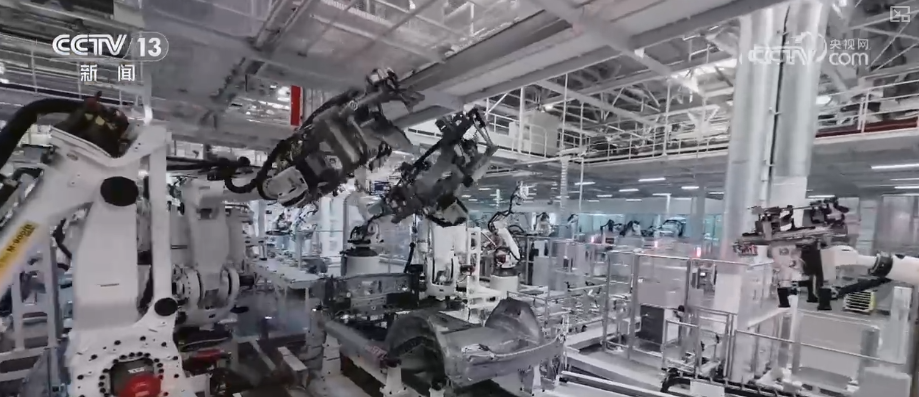 解锁“聪明”的“钢铁丛林”看全流程智能决策领航传统产业转型升级(图4)